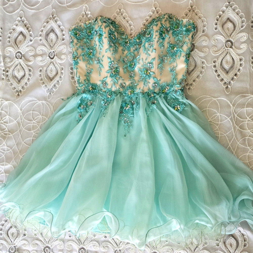 Dresses 👗